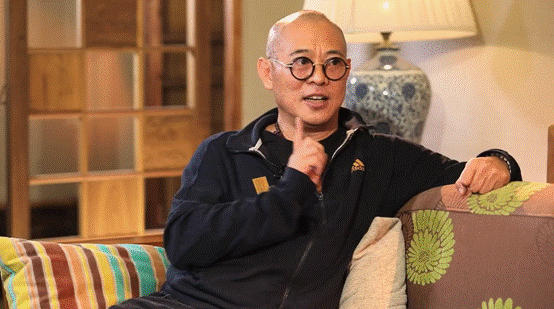 李连杰首度公开谈论"被死亡",十年前,十年后,李连杰变化极大