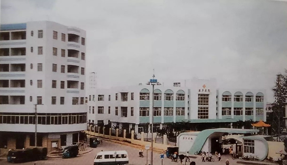 广东佛山:时间不久90年代相片,看看哪里是你认识的