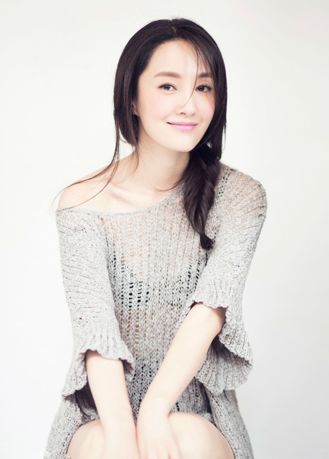 气质与演技兼备的衣珊正凭借她不凡的实力,在影坛逐渐走红