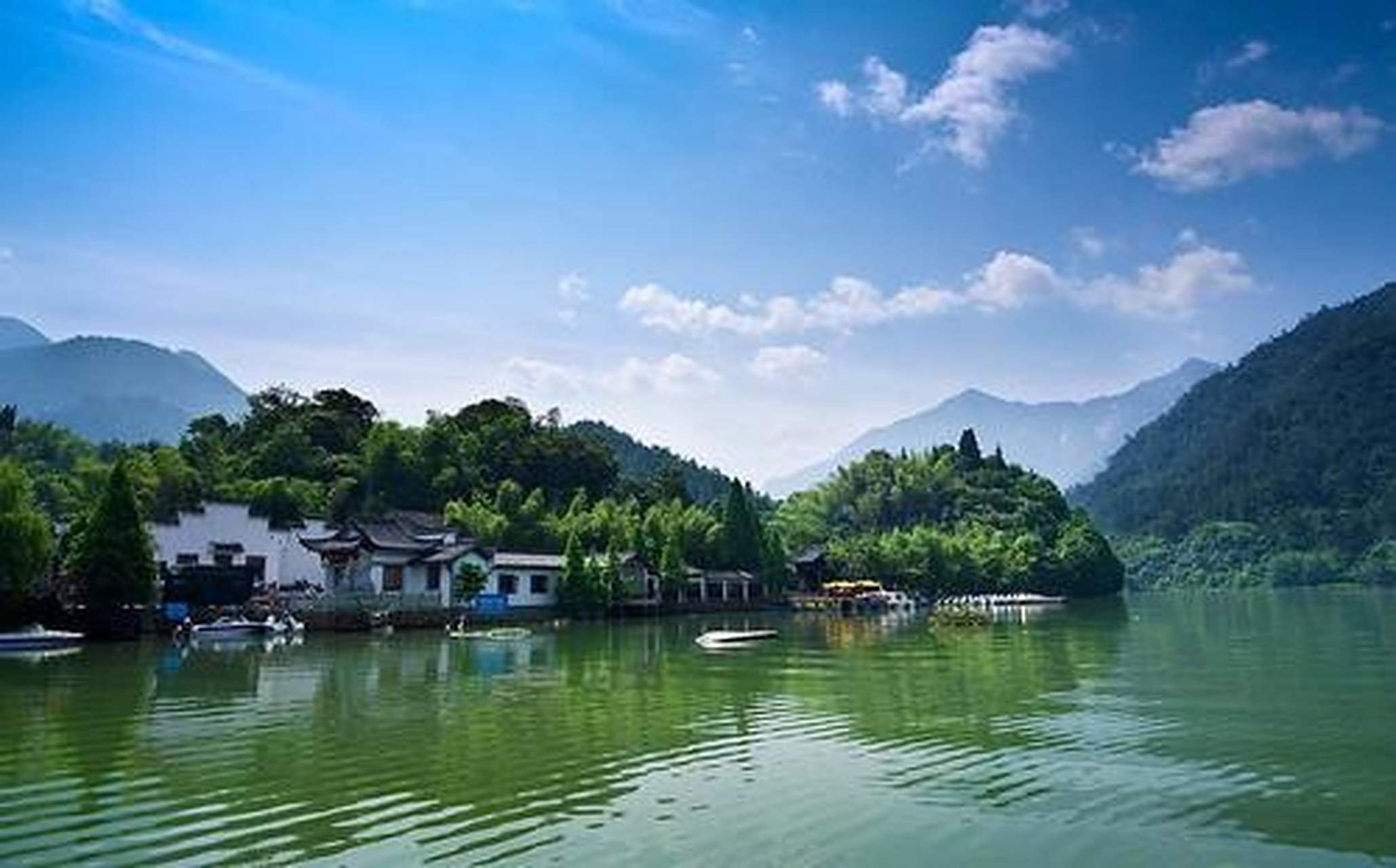 太湖源位于临安天目山南麓,顾名思义是太湖的源头.