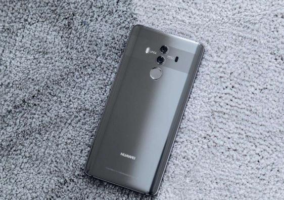 你们继续买苹果手机吧,华为和中兴已经被三个国家禁止5g合作了!