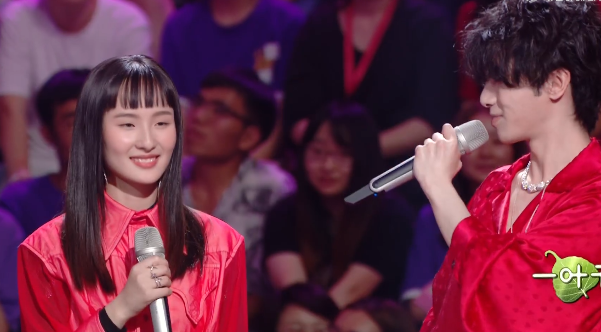 华晨宇助阵张钰琪,激发了她的另一面,宋丹丹被感染,想登台表演