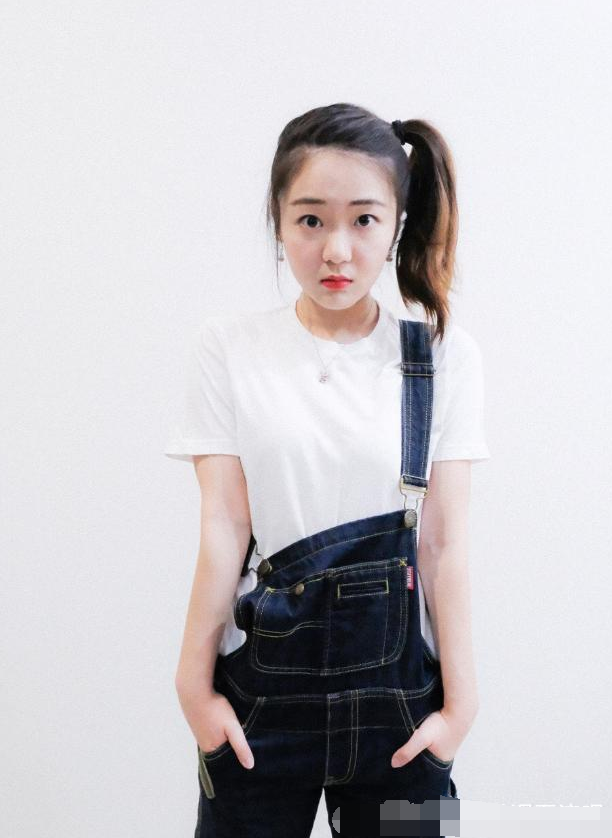 曾"一哭就直戳心窝子"的童星,如今21岁的她变成这样了,相信很多人在好