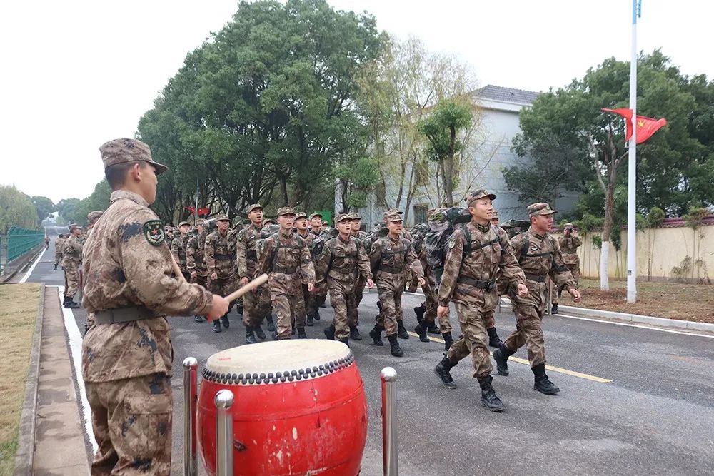 新兵下连怎么去适应呢?秘诀来了!