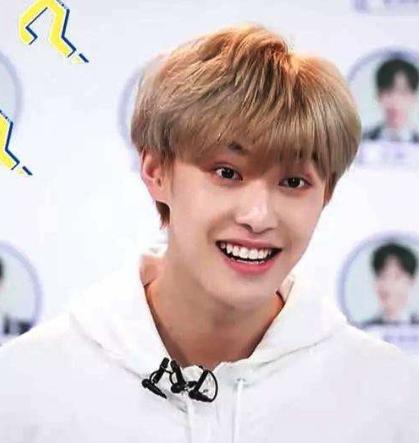 嘉羿骗粉丝合资给女友送礼物,有图有真相,时间却扎心了