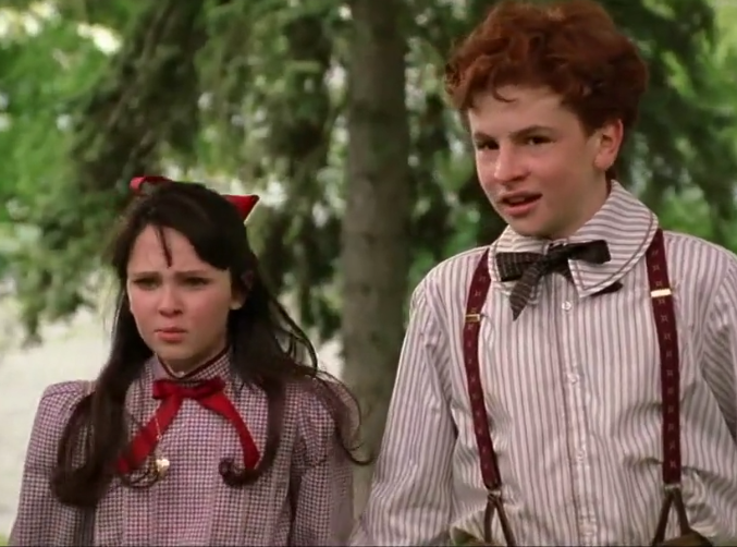 萨曼莎一个美国女孩的假期故事发生在1904年的美国话说我们的小女主