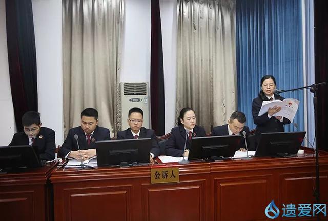 黄冈市首例村支书把持基层政权黑社会性质组织犯罪案在浠水开庭审理