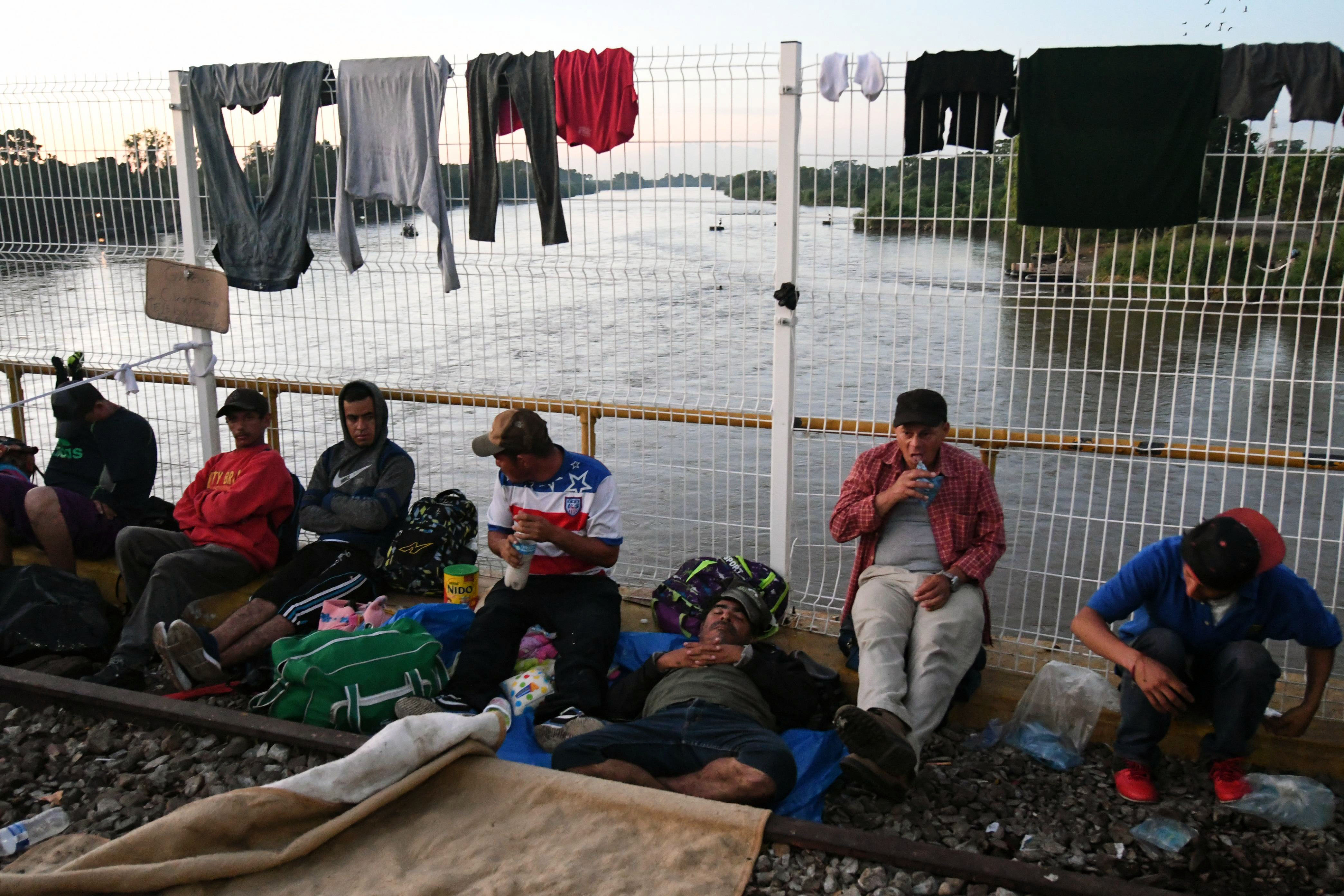 美墨边境的移民潮