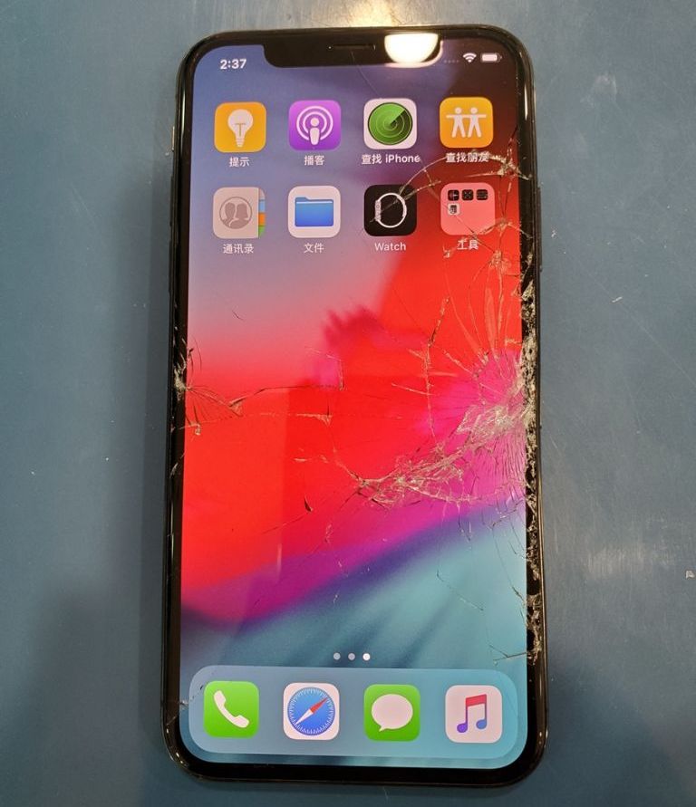 iphone 11 pro max碎屏维修需要多少钱?看完你还敢不敢买?