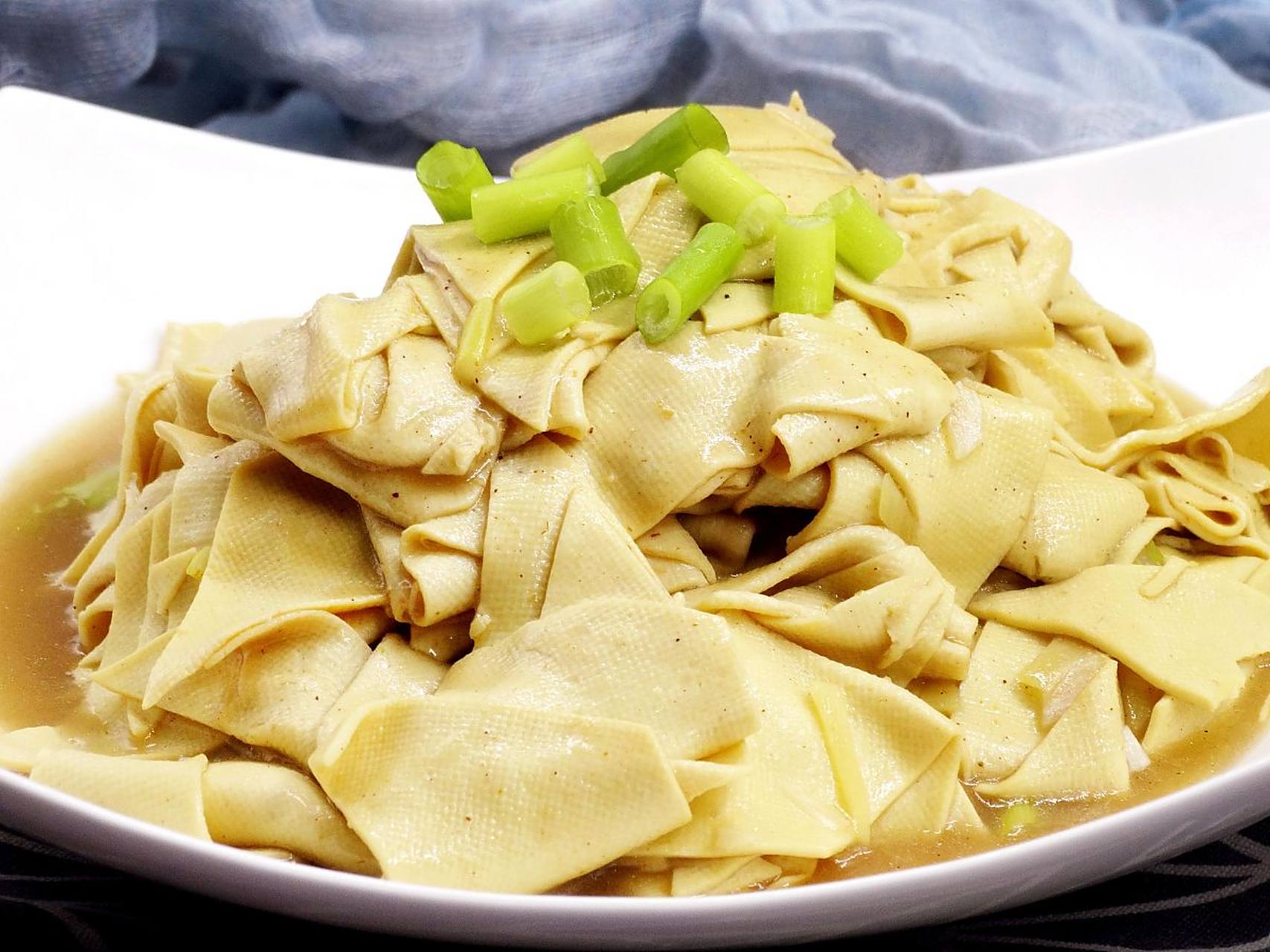 有朋友问我,黑龙江哪里的干豆腐最好吃?