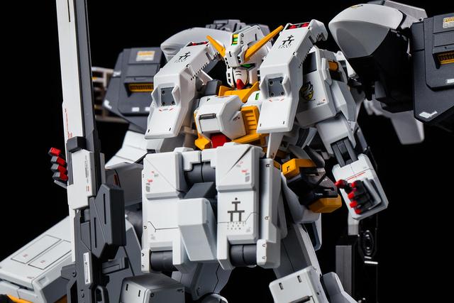 根大木秀:hg 高达tr1 海兹尔-奥斯拉 巨臂形态