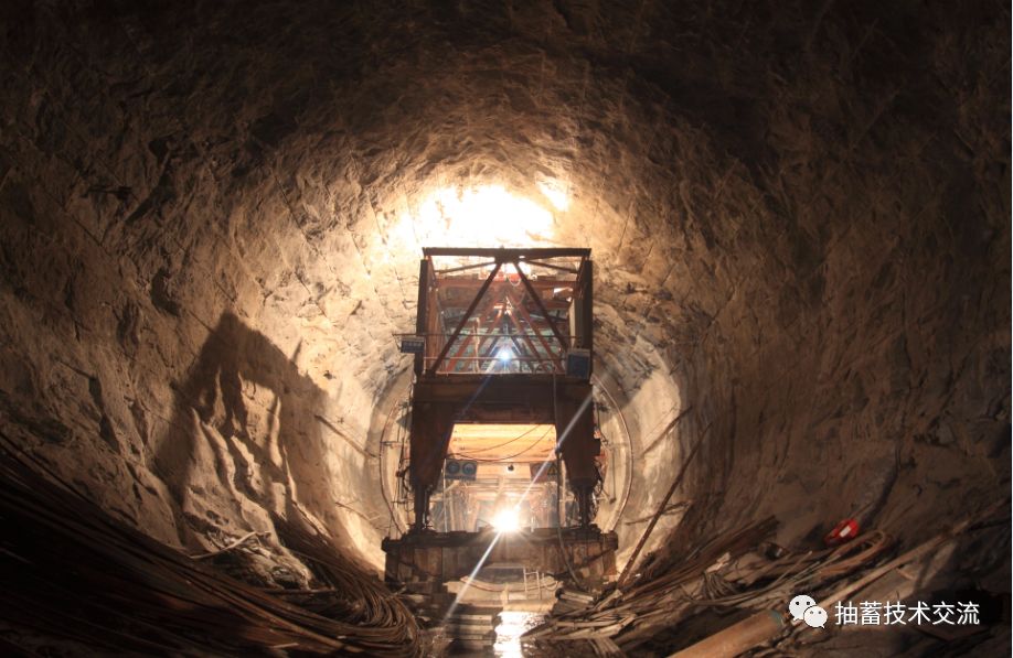 抽水蓄能电站高水头混凝土衬砌压力管道的一些思考