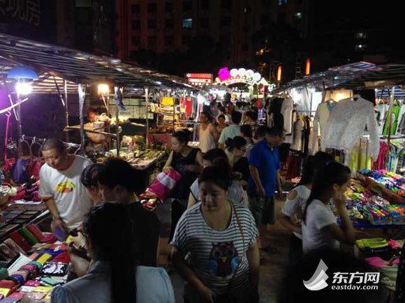 彭浦夜市关停224户 上海今年将基本消除无证无照食品经营