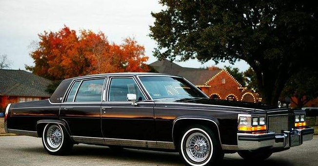 各国国宾车了解一下,中国红旗,英国宾利,美国又是哪个牌子?