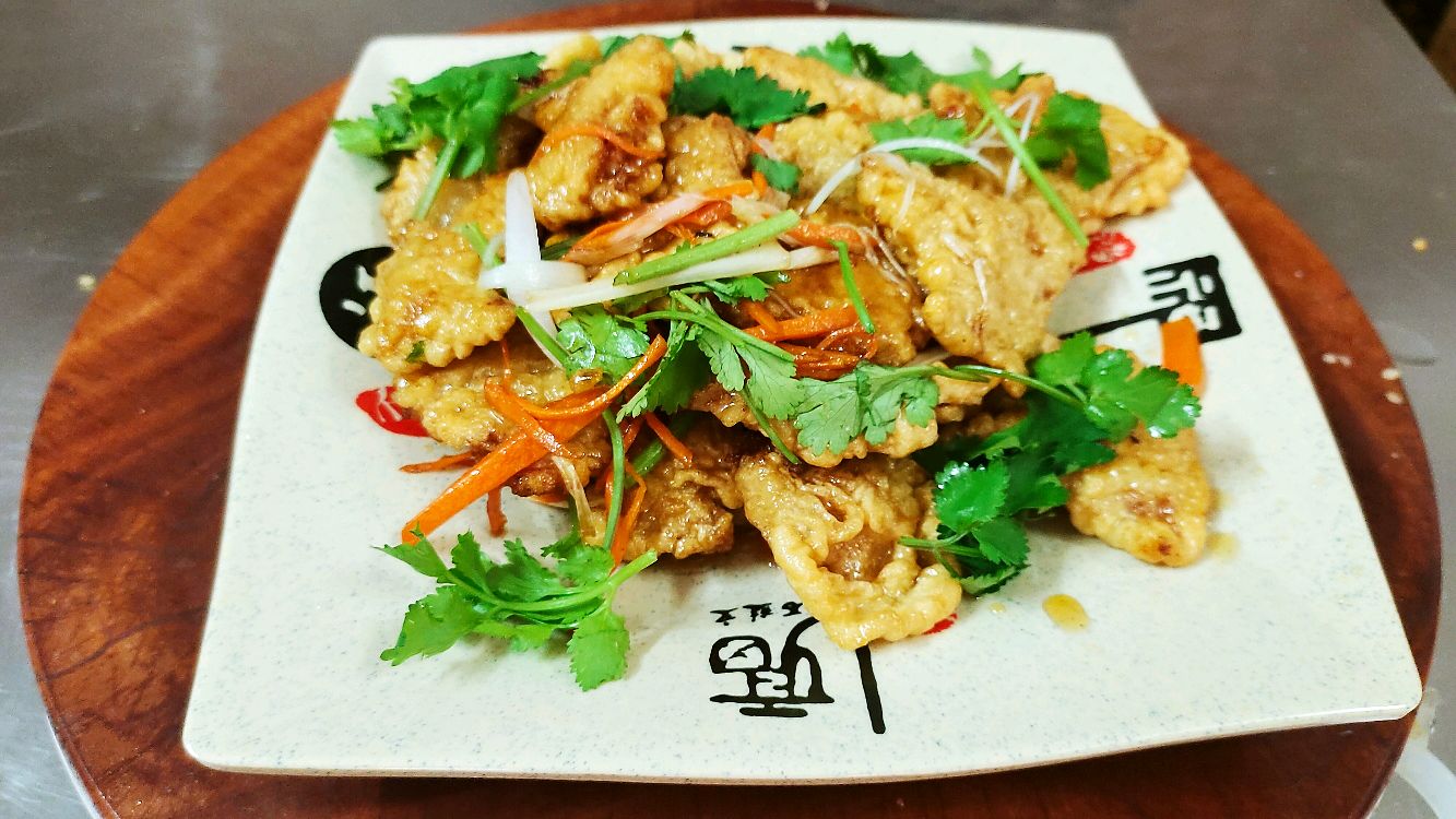 分享家庭版锅包肉的做法,掌握好几个步骤,在也不用去饭店了