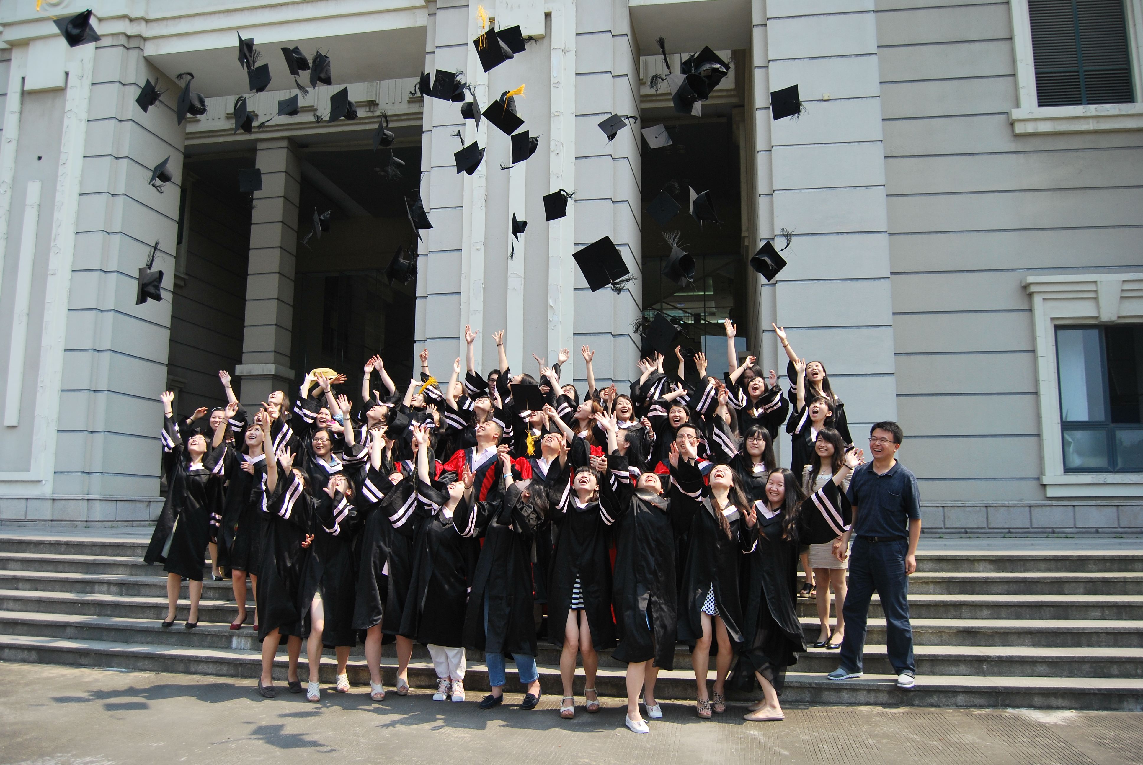 大专学生也能获学士学位?不管本科生怎么想,这批专科生也不乐意