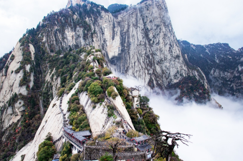 中国十大名山之一,陕西华山,值得收藏哦!