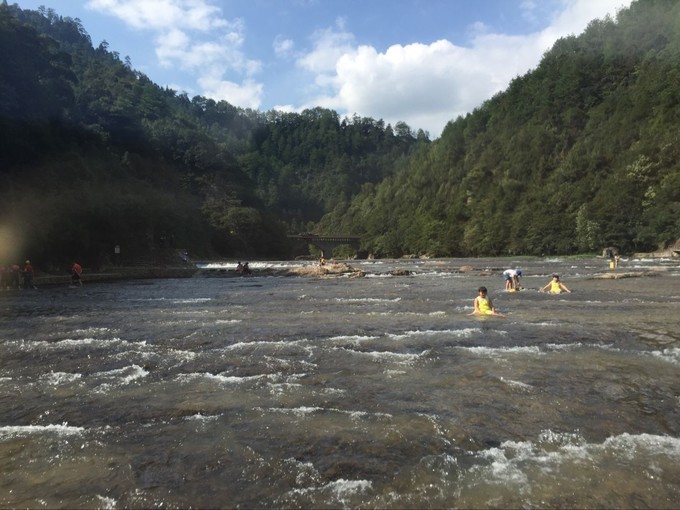 白水洋在哪里(福建白水洋景区在哪里)