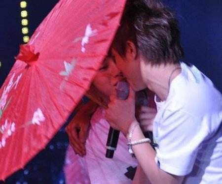 庚澈是什么梗?韩庚和卢靖姗公开恋情 与金希澈还有联系吗