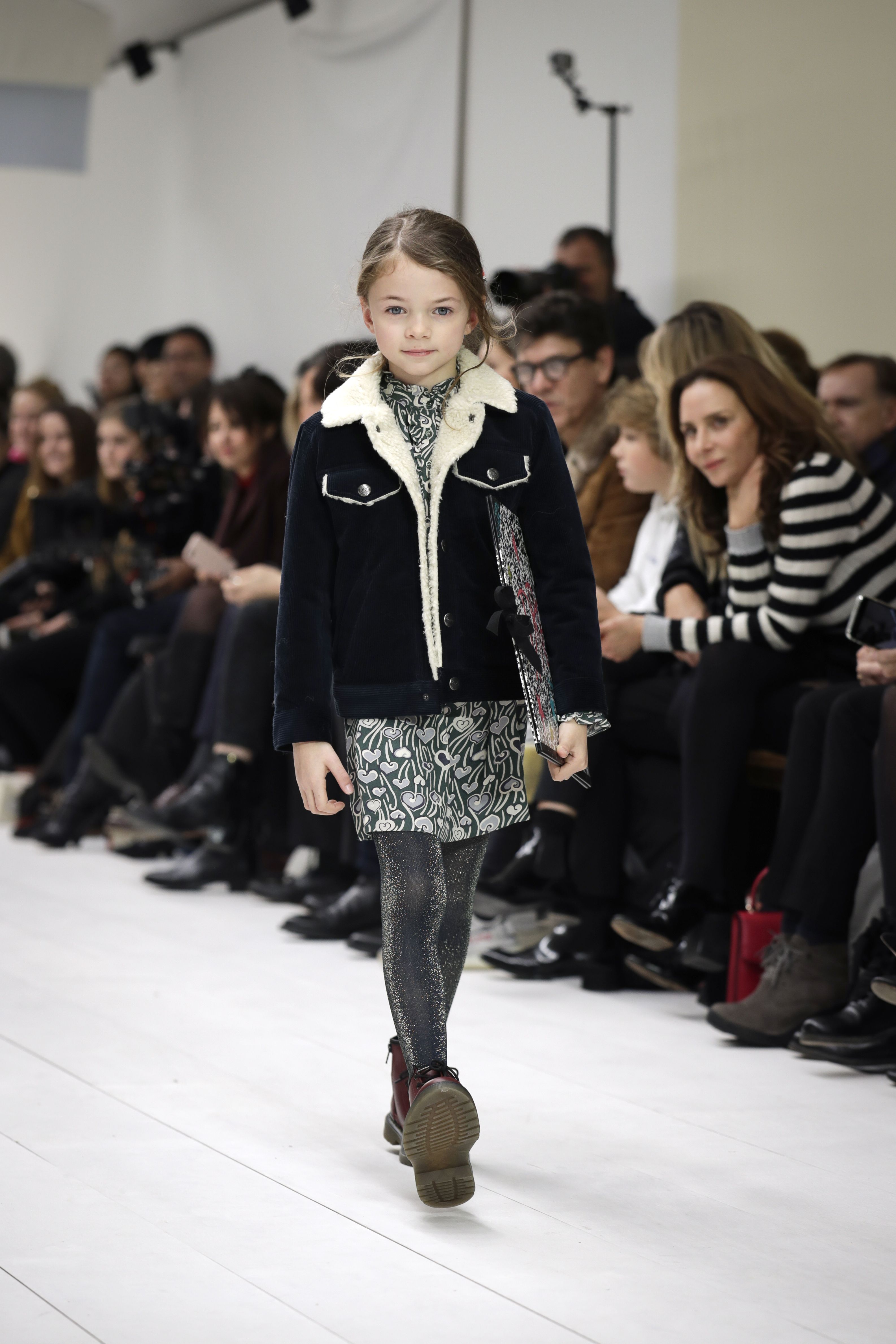 [18](外代二线)bonpoint品牌童装秀