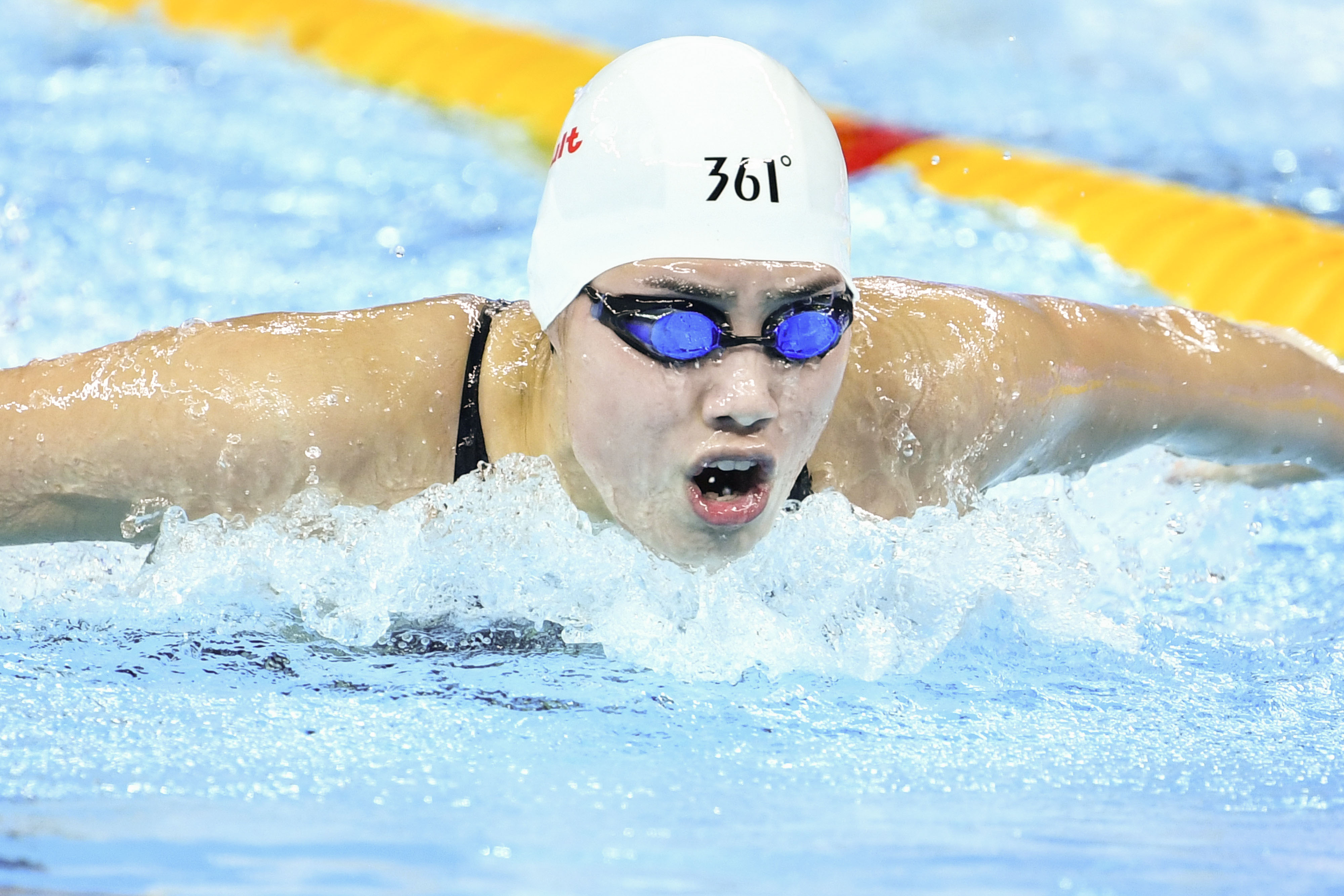 游泳—短池世锦赛:张雨霏晋级女子200米蝶泳决赛