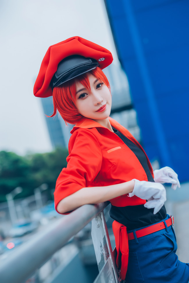 工作细胞:红衣小姐姐cos红细胞,是不是和你想的不一样呢?