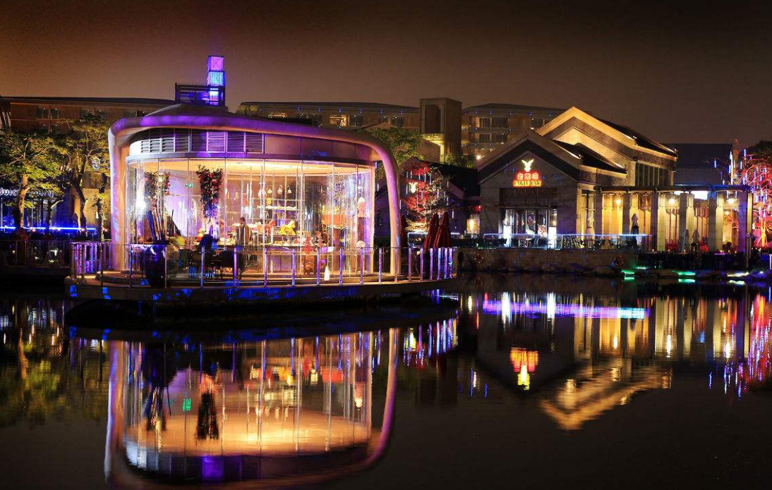 地点三:大鹏较场尾