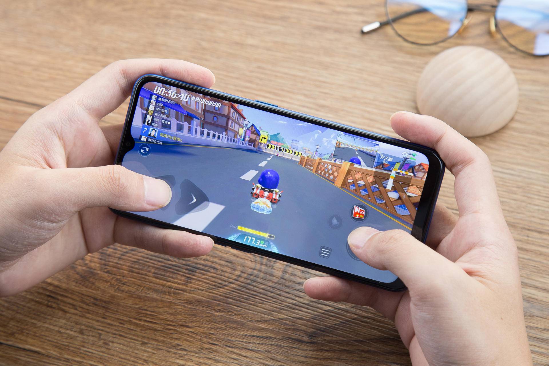 oppo a11x游戏实测:软硬兼施,王者飞车都很稳