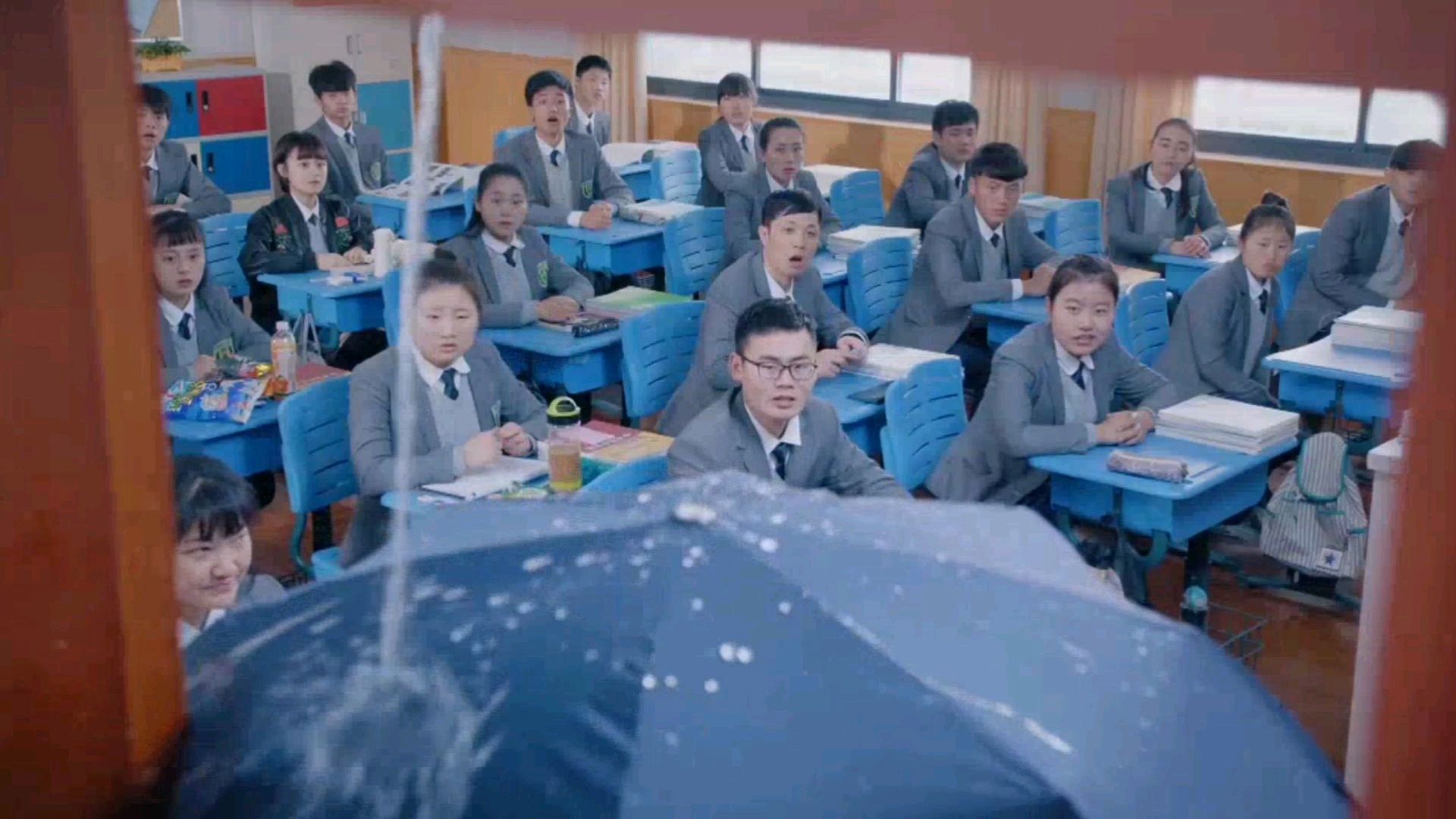 《鲜肉老师》:校园喜剧,老师与学生的斗智斗勇