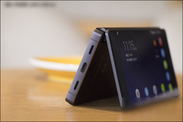 预约量超11万 中兴天机axon m京东正式开卖