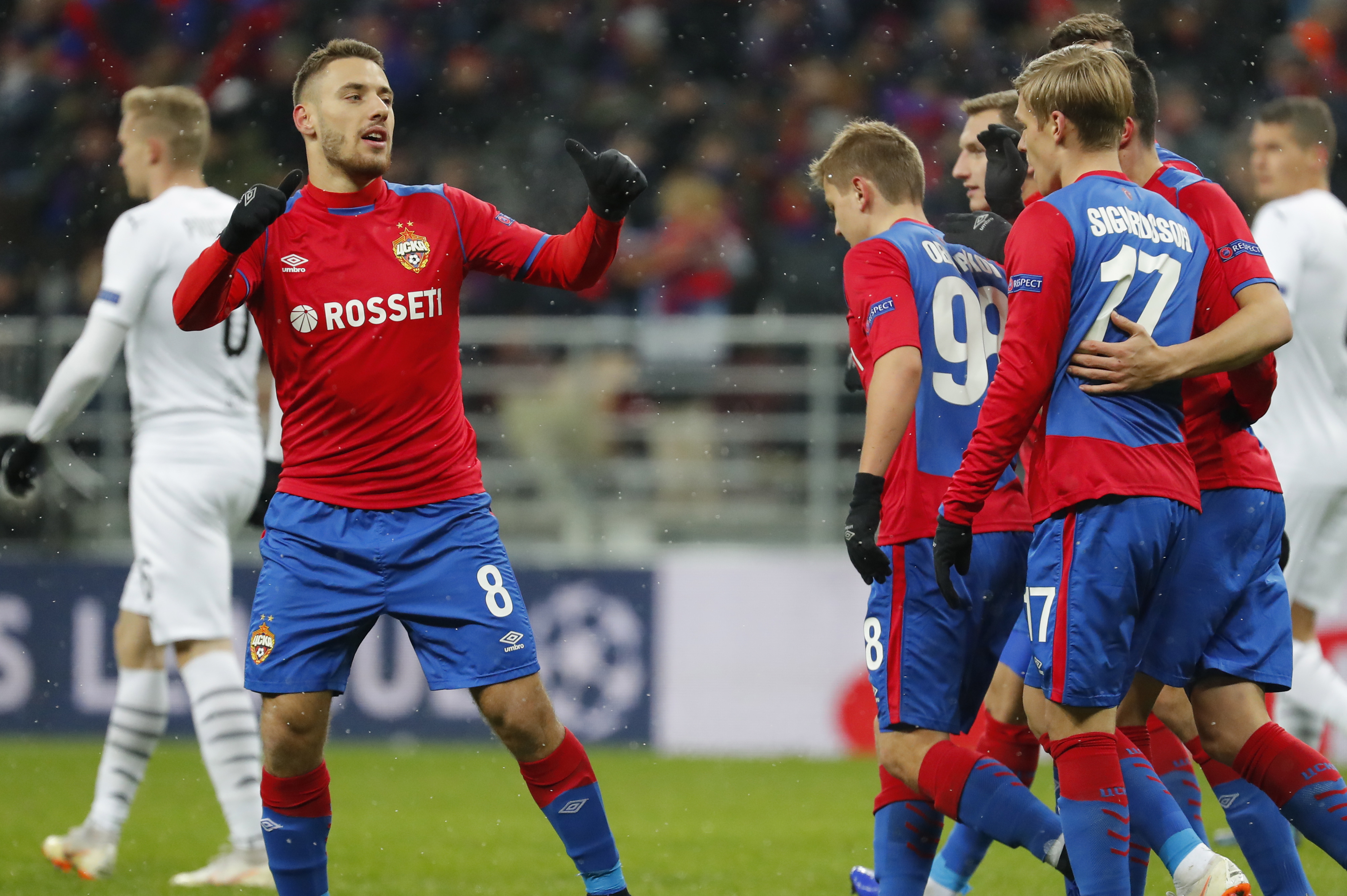 足球——欧冠联赛:莫斯科中央陆军不敌比尔森胜利