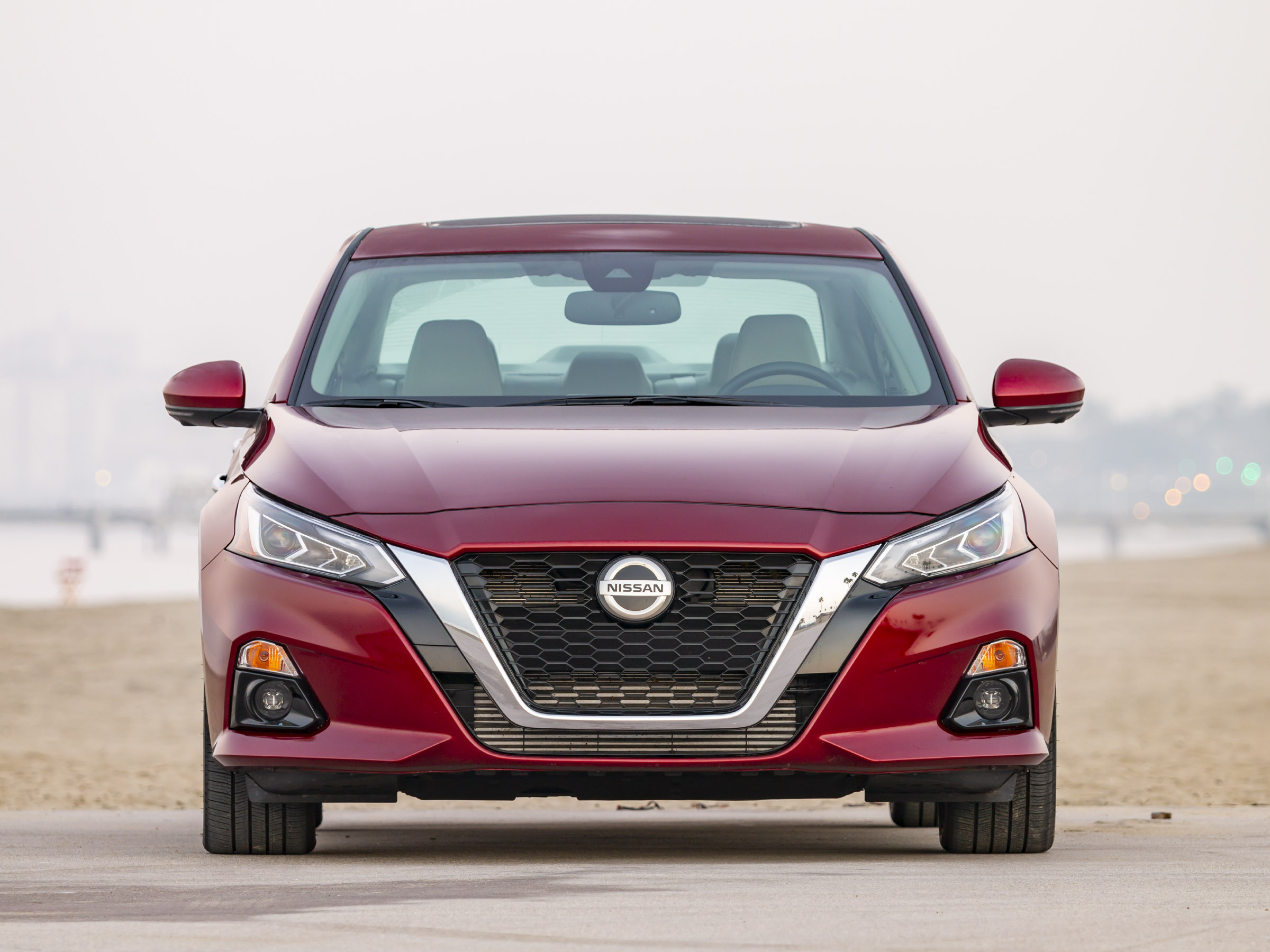 日产新天籁更名altima,马力更强 更安静 更省油 首次加入4驱