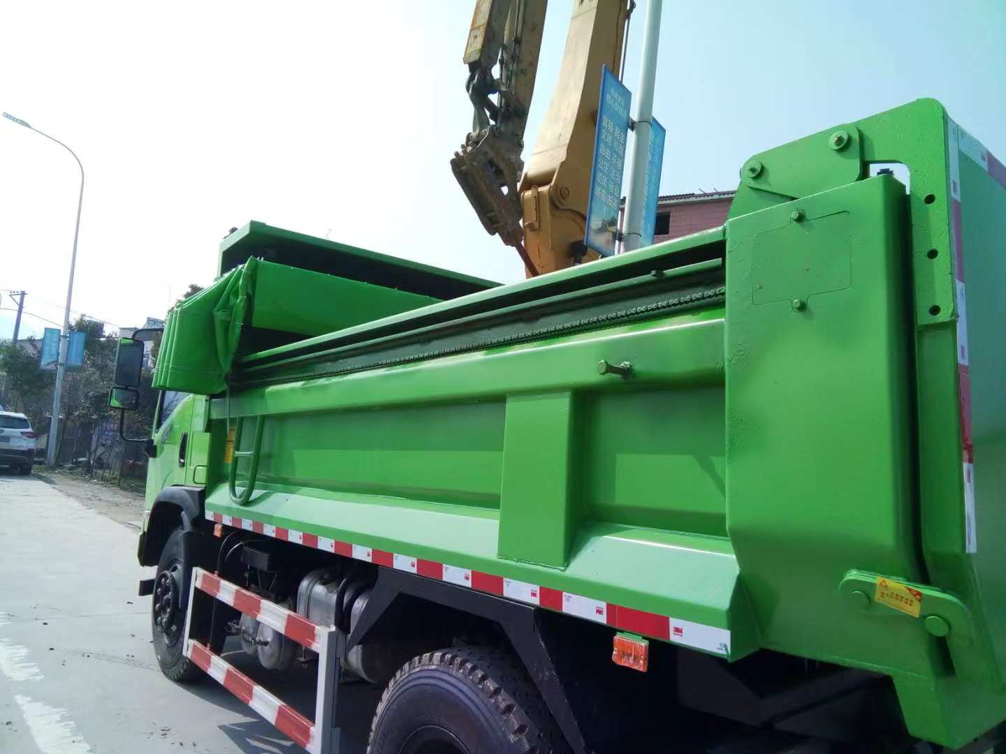 自卸车伸缩篷布盖板,渣土车电动篷布加盖