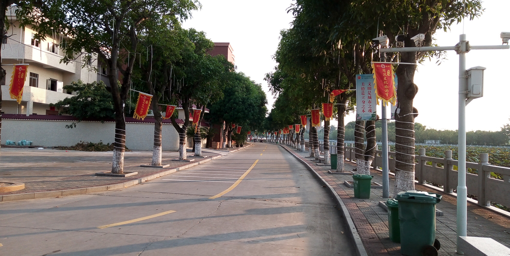 广东吴川市吴阳镇蛤岭村实拍,你们来过这条村吗?