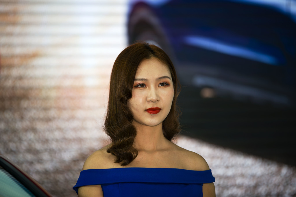 车展上光彩照人妩媚芬芳的美女模特