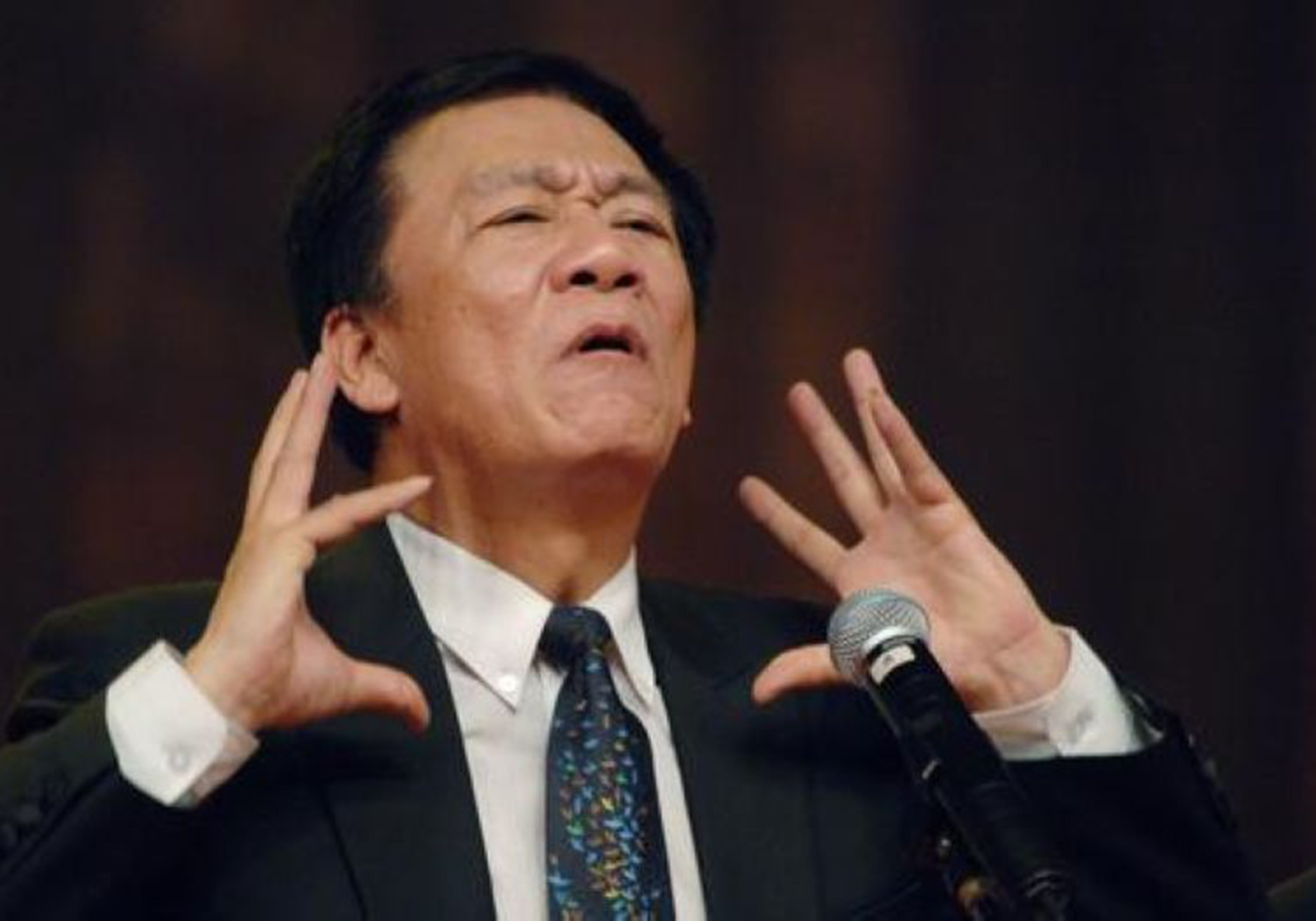 北京和天津的相声,有何区别?网友:看看何伟和曹云金就知道了!