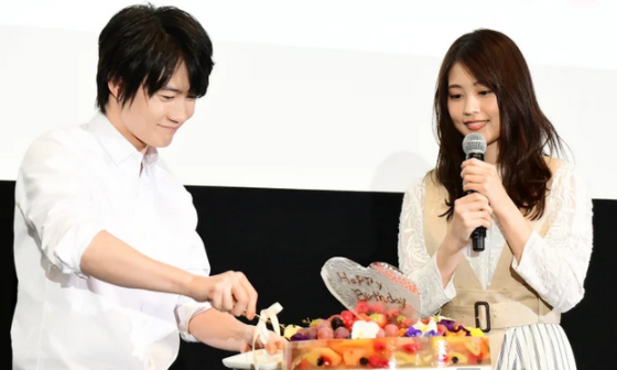 神木隆之介,有村架纯12日参加了电影《福尔图娜之瞳》的映前活动,神木