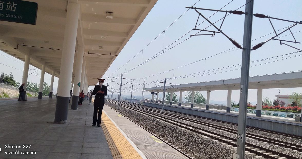 疫情期间的烟台南站