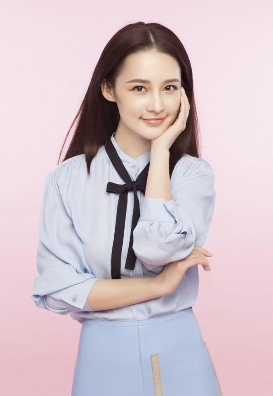 一见钟情的初恋脸#李沁,她一出道就是《新版红楼梦》中的薛宝钗,趾篌
