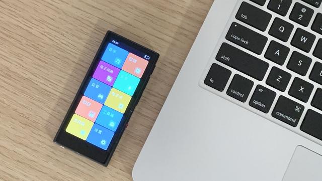 aigo爱国者m1pro播放器:一机多用,功能强大,学生党的首选