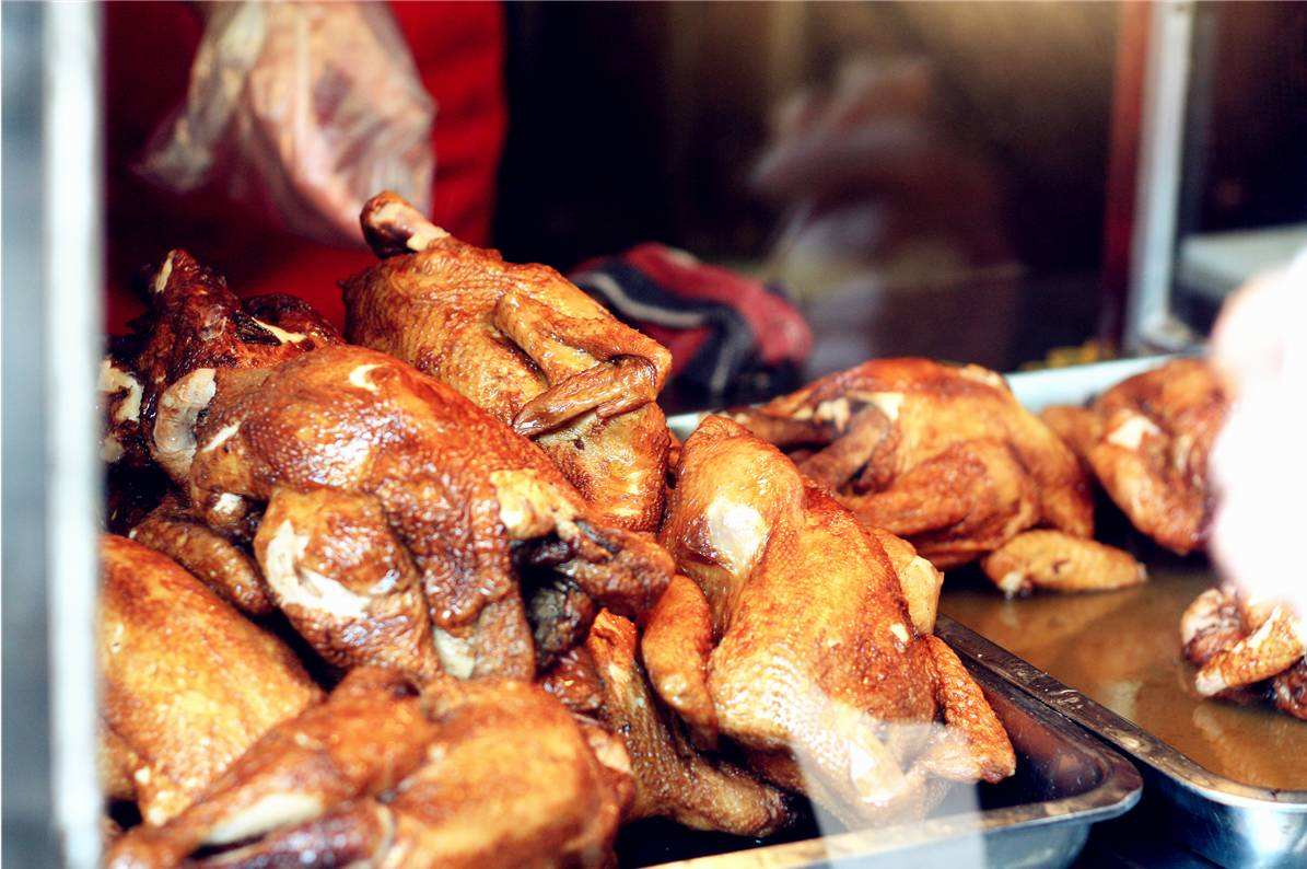 如何扒鸡皮肤(鸡皮肤可以刮掉吗)