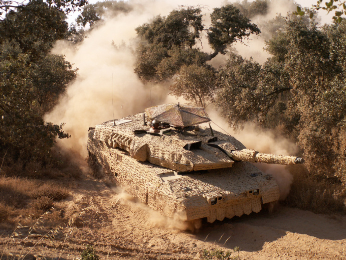 m1a1"艾布拉姆斯"主战坦克,使用的是瑞典萨伯(saab)公司的"遮阳与隐藏