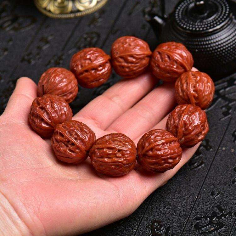 文玩小核桃手串,精美包浆到底是如何炼成的,只需要这4步!