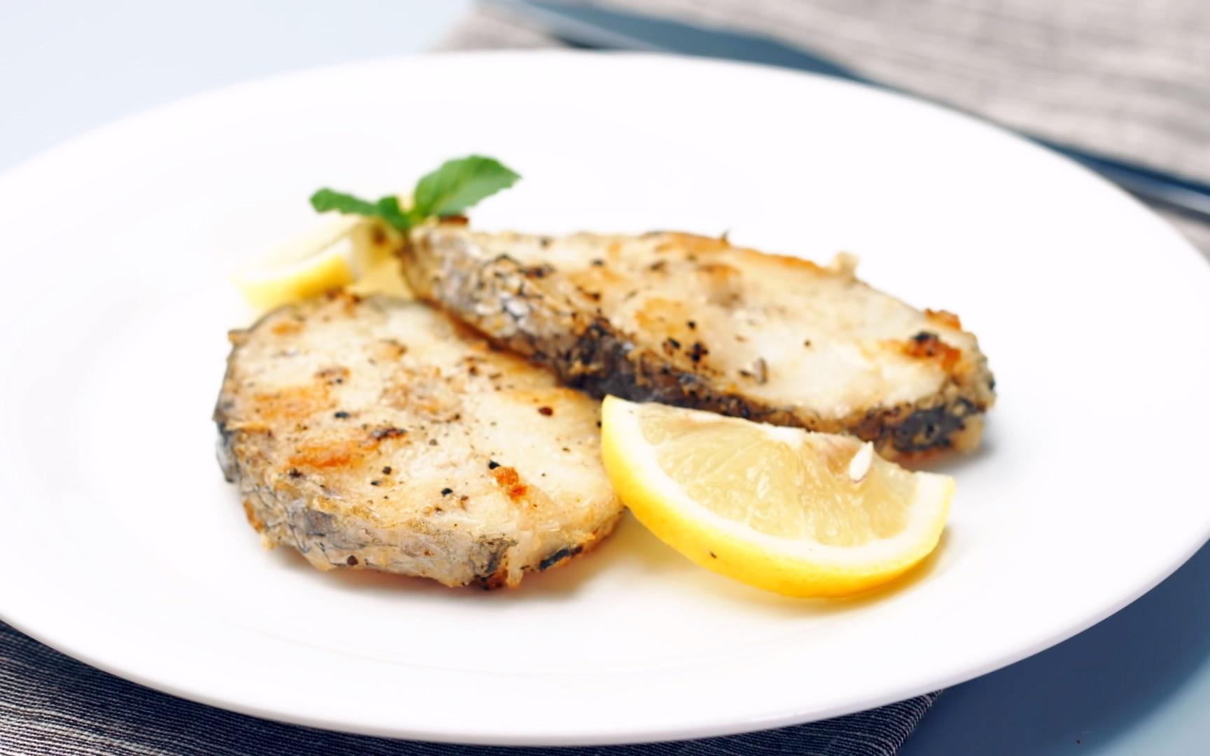 鳕鱼白细鲜嫩,维生素与油脂丰富,看我这样做做出美味鳕鱼!