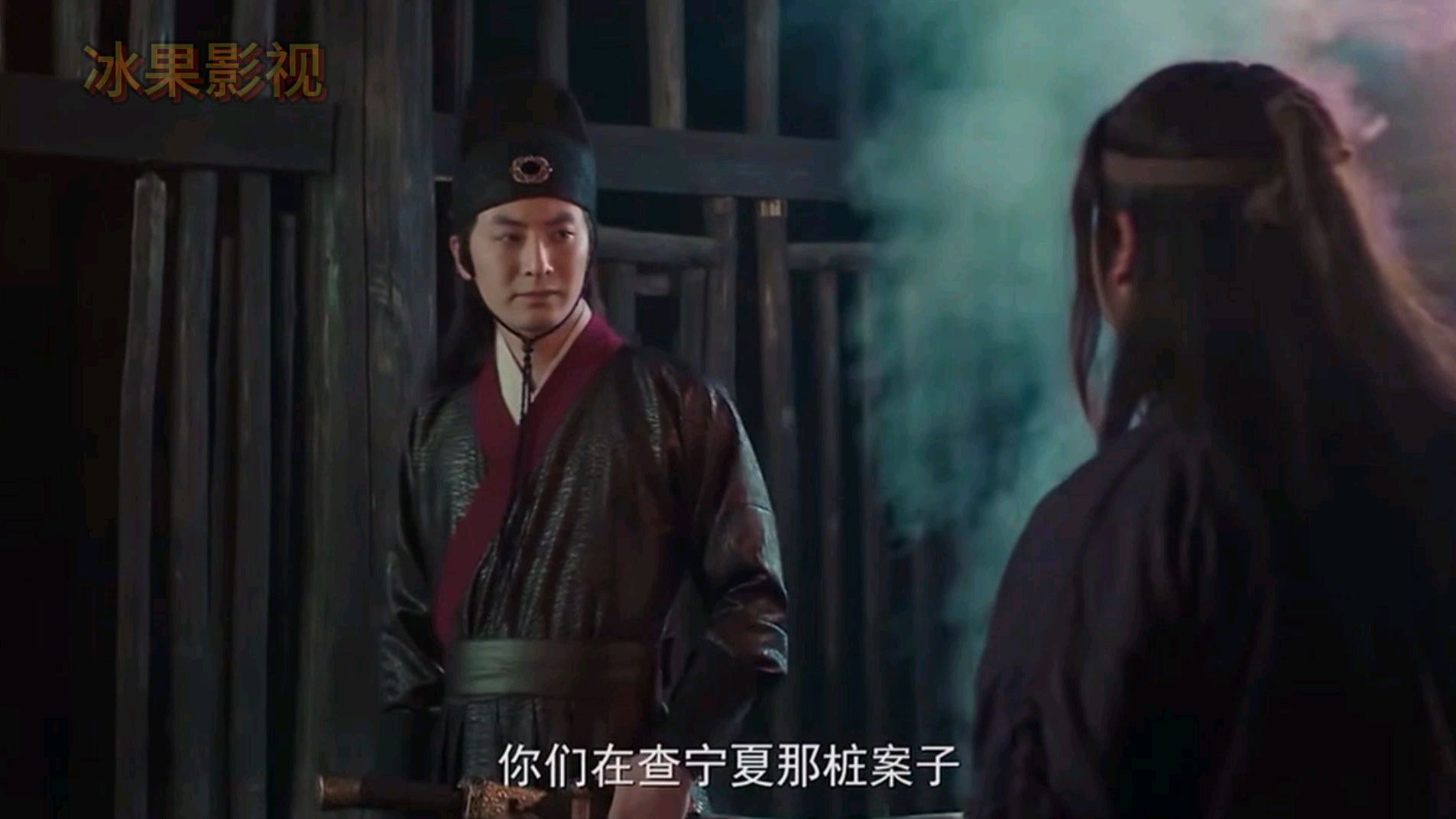 飞鱼服:陆翀救出了百事通,百事通透露给陆翀一个神秘人物信息!