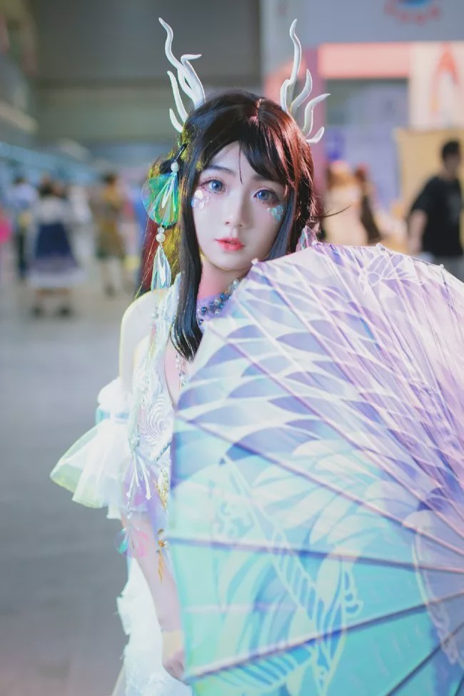 cosplay:《剑网三》凌绝伞萝@薏仁米