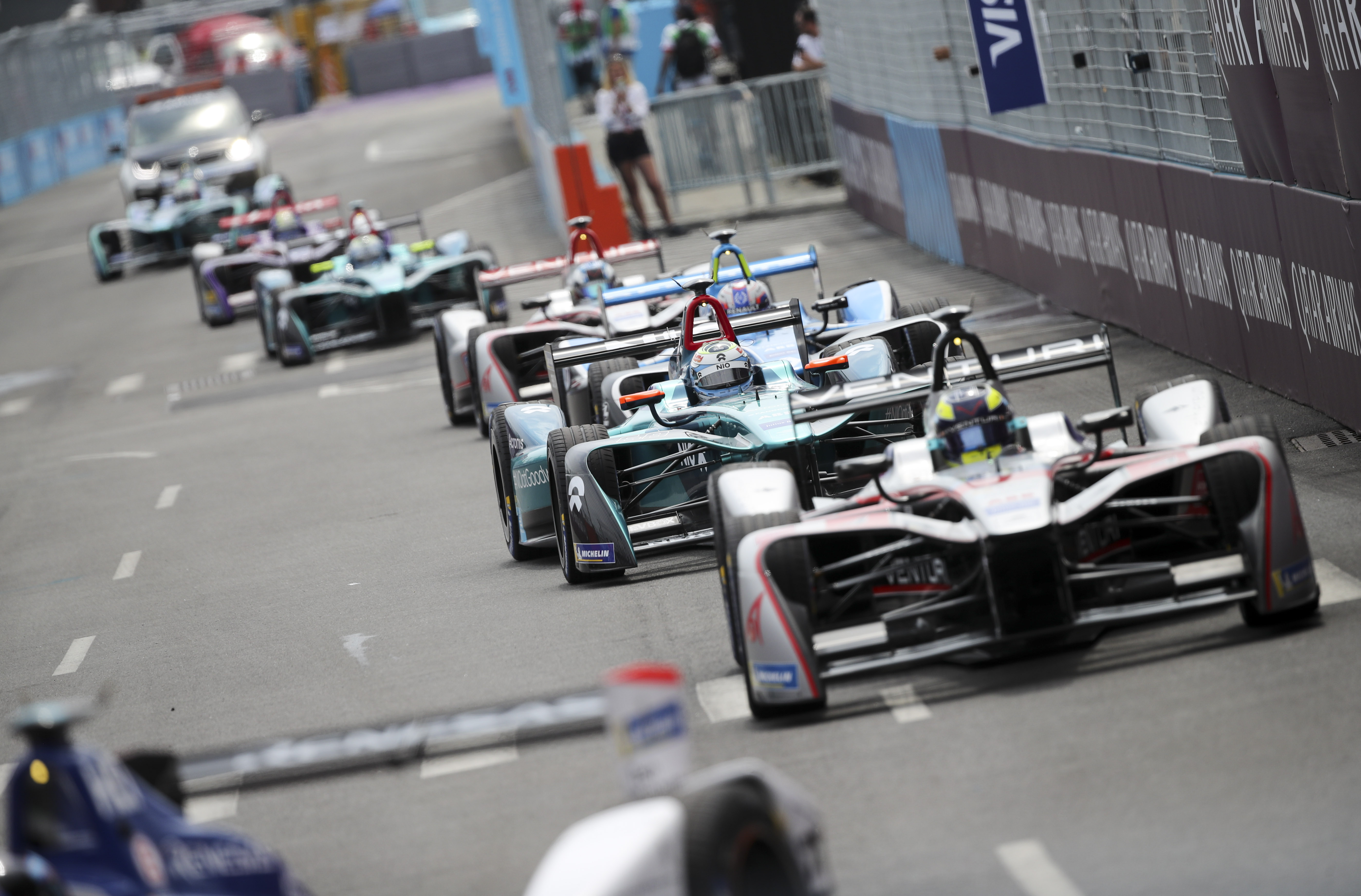 赛车——国际汽联电动方程式锦标赛在纽约落幕(4)