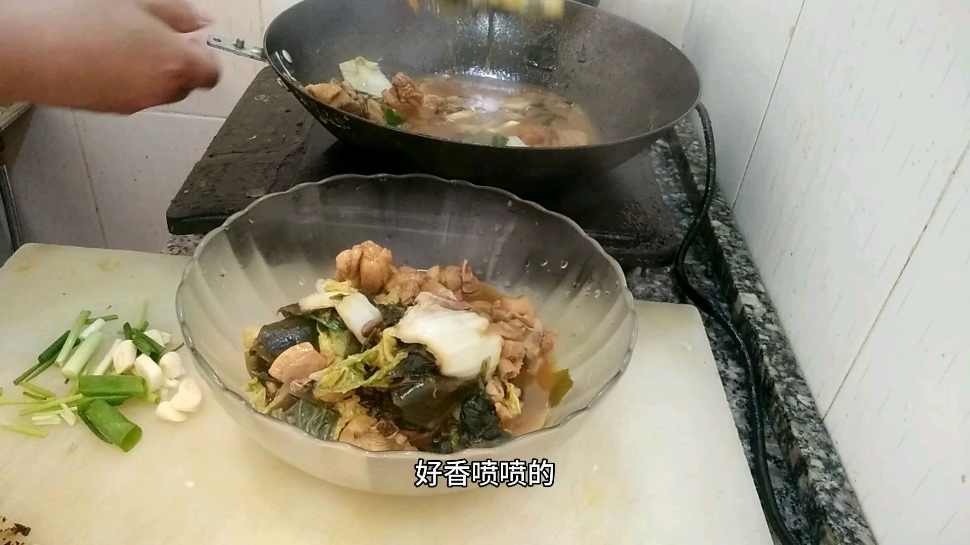 在家里这样炖鸡块,荤素搭配,营养丰富,好吃