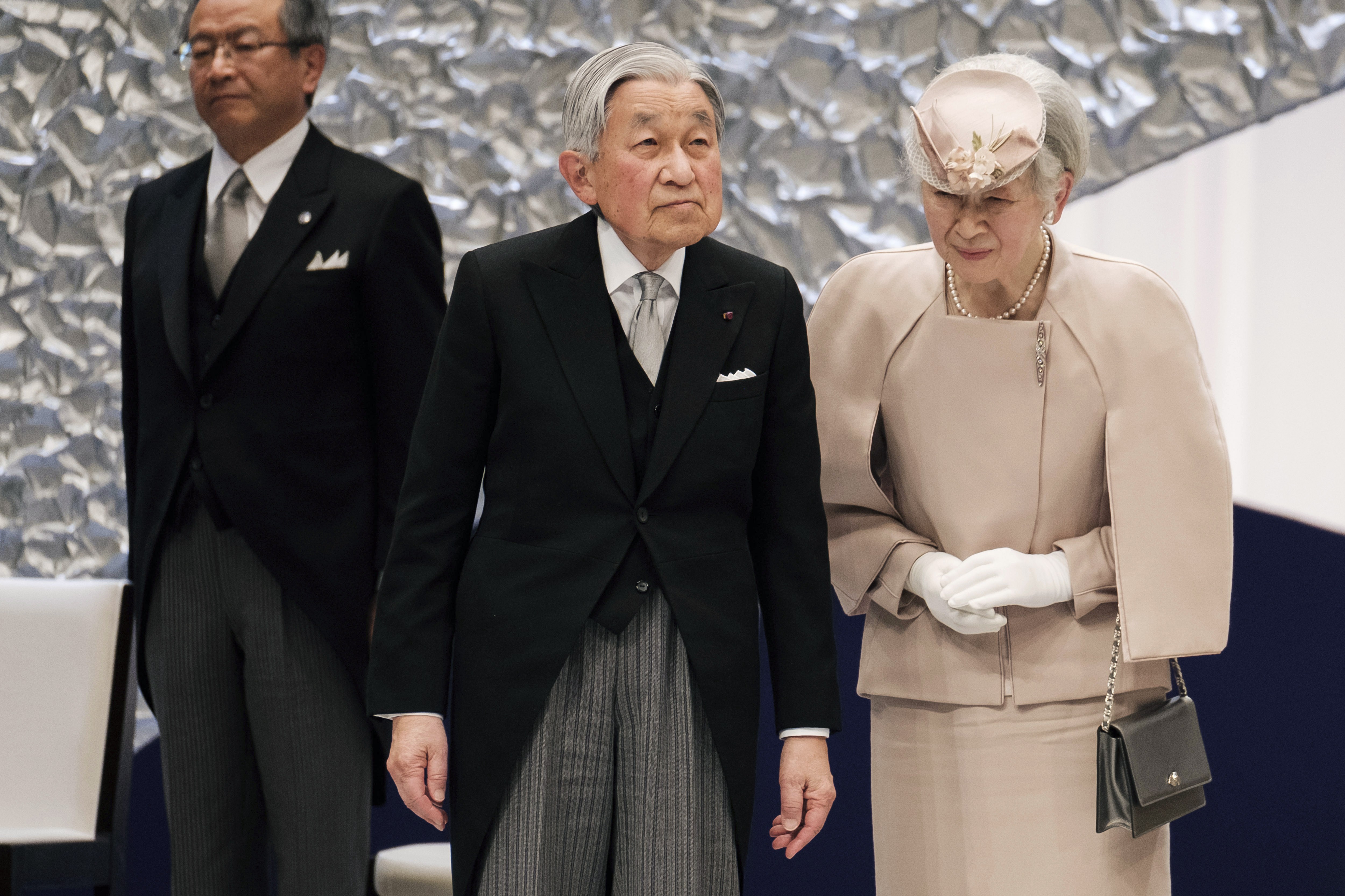 日本政府庆祝明仁天皇在位30年(1)