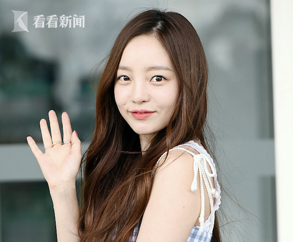 "女星具荷拉患抑郁症在家自杀 曾发文"再见"告别"